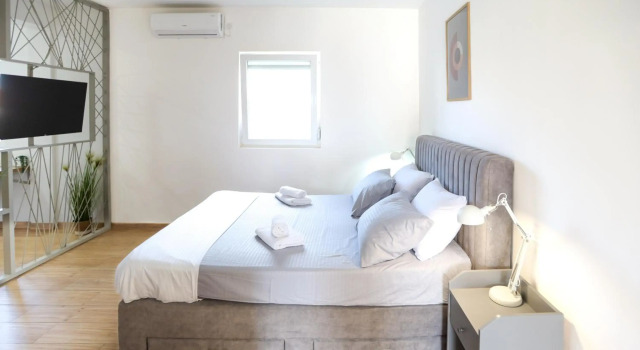 Airport Stay Apartments, Забронировать Апартаменты/квартира Недорогие отели Сурчин, недорого