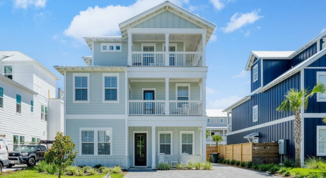 Aquamarine by Avantstay 7BR w/ Pool, Hot Tub, Outdoor Dining, BBQ & Near Beach, Rezerwuj Willa Hotele w Emerald Coast z parkingiem, Parking
