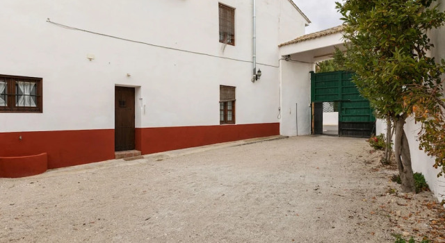 Luxurious Villa in Fuente de Piedra With Swimming Pool