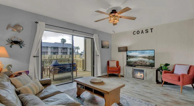 Fishermans Friend! - Coastal Condo - Views Await!, Book Hotel Hoteller i Rockport med pool, Swimmingpool