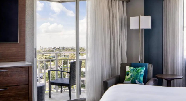 Двухместный люкс-студия Beach Villas с балконом и с видом на курорт Marriott Hutchinson Island Resort & Beach Villas, Golf & Marina