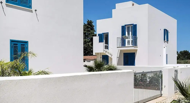 Apartment Near the Sea and the Center of San Vito lo Capo, Book Apartment Hotels in Sicily with Parking, Parking