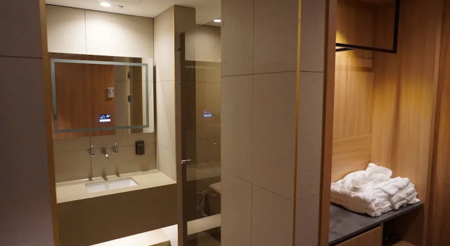 Standard- dobbelt værelse med byudsigt hotel tt Gupo