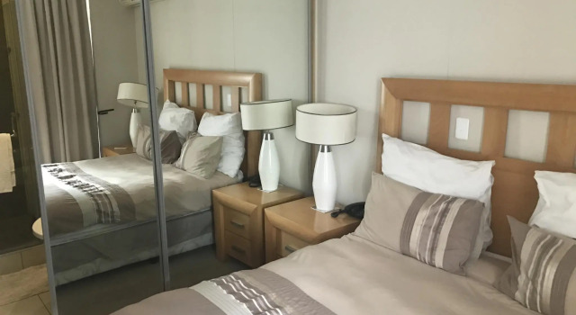 First Divine Suites - Hydro Park