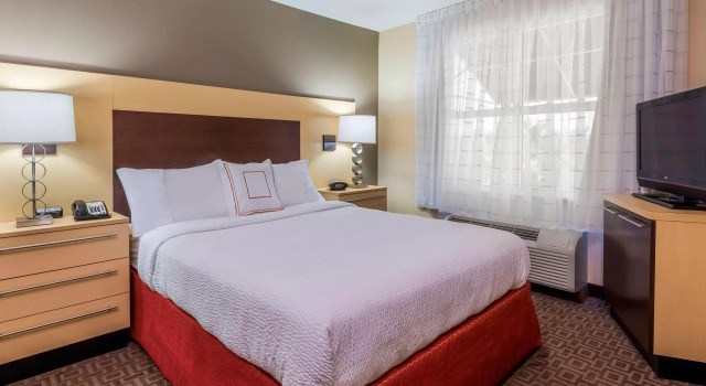 Двухместный люкс c 1 комнатой TownePlace Suites Tampa Westshore/Airport