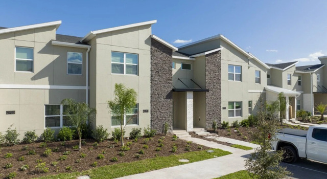 Gorgeous 4 Bd w/ Pool Close to Disney @ Storey Lake 2963, Rezerwuj Dom wakacyjny Kissimmee Kissimmee