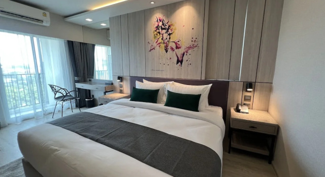 Семейный номер Standard с 2 комнатами ARNI Skye Hotel