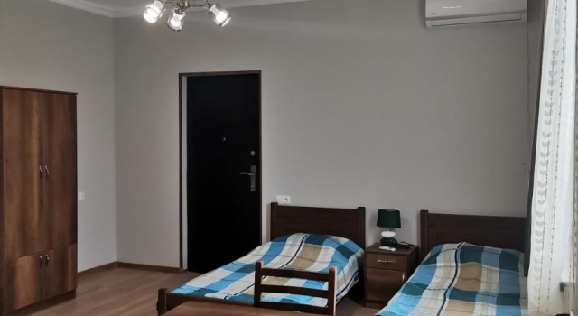 Guest House 35