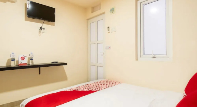 Двухместный номер Standard OYO 786 Sutomo Guest House