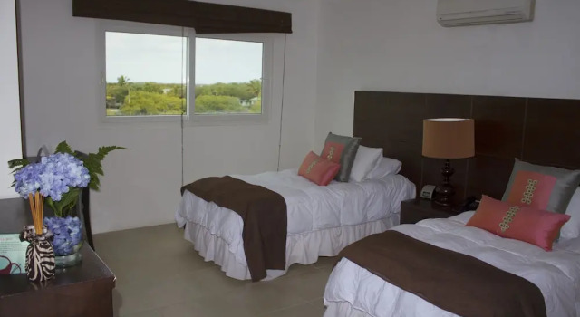 Iguana Crossing Boutique Hotel, Boek Boutique Hotel Puerto Villamil 
