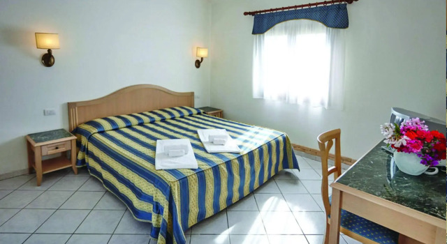 Hotel Cala Mirto, Book Hotel Tanaunella Sardinia South, near Porto Ainu Beach
