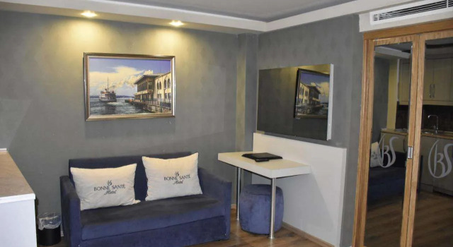 Bonne Sante Hotel