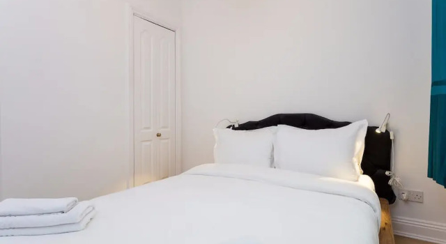 Stunning 1 Bed Flat near London Bridge, Забронировать Отель Отели Англии 3 звезды, 3*
