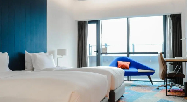 Двухместный номер Standard с балконом Holiday Inn Express Shanghai Songjiang Fangta by IHG