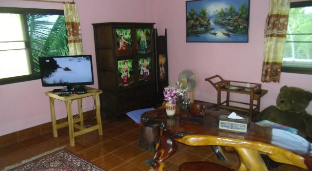P. Guest House, Забронировать Гостевой дом Сангхла-Бури провинция Канчанабури, рядом с Wat Wang Wiwekaram