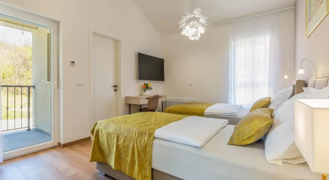 Villa SALVIA - new, modern villa near Split, Rezerwuj Willa Hotele w Split-Dalmatia County z parkingiem, Parking