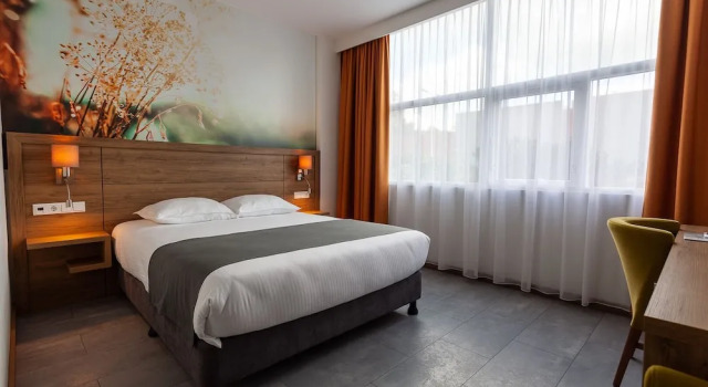 Номер Comfort Atlas Hotel Holiday