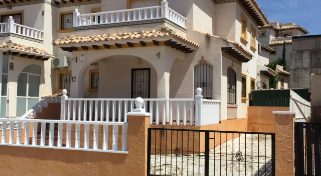 Playa Golf Quad house with comm pool P240