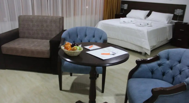 Superior Zimmer Qallwa Casma