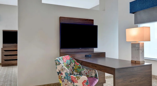 Двухместная Corner Studio suite Hampton Inn & Suites Nashville Downtown Capitol View, Tn