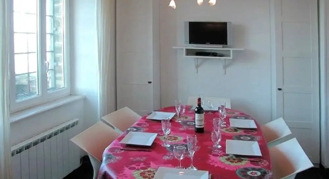 Luxurious Villa in Locquirec With Terrace, Забронировать Вилла Отели Finistère с парковкой, Парковка