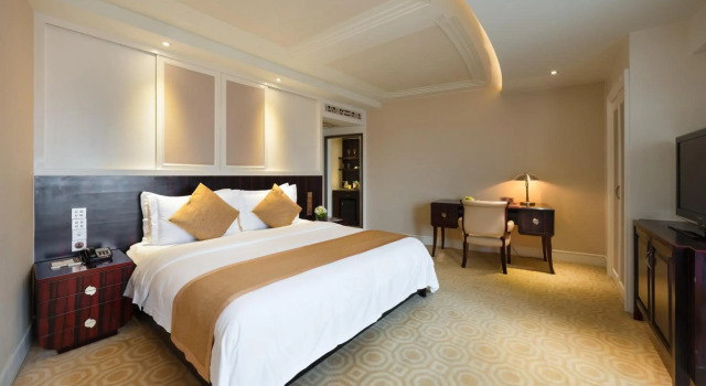 Paramount Gallery Hotel