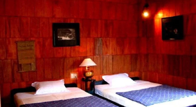 White Lion 2 Hotel