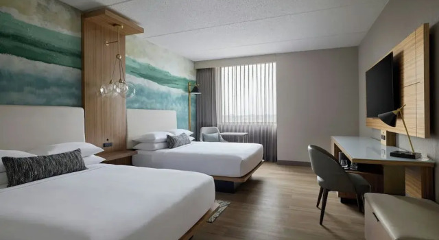 Четырёхместный номер Premium Chicago Marriott Northwest