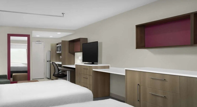 Четырёхместный люкс Home2 Suites By Hilton Poughkeepsie