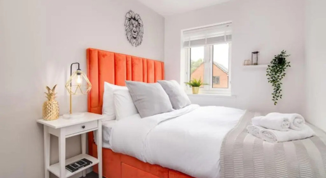 Moda Stays - Mull Croft House, Varaa Hotelli Kingshurst Solihull