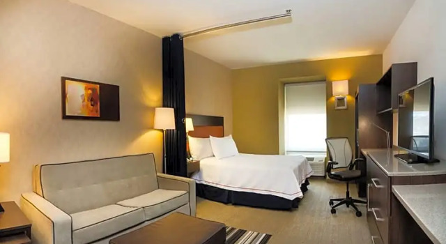 Номер Standard Homewood Suites by Hilton Queretaro