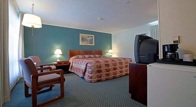 Moonlight Inn