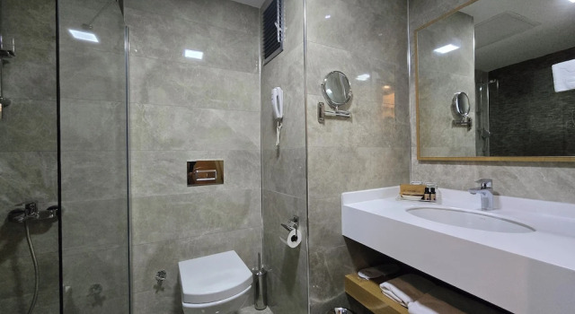 Двухместный номер Deluxe с балконом Anemon Kent Diyarbakır Otel