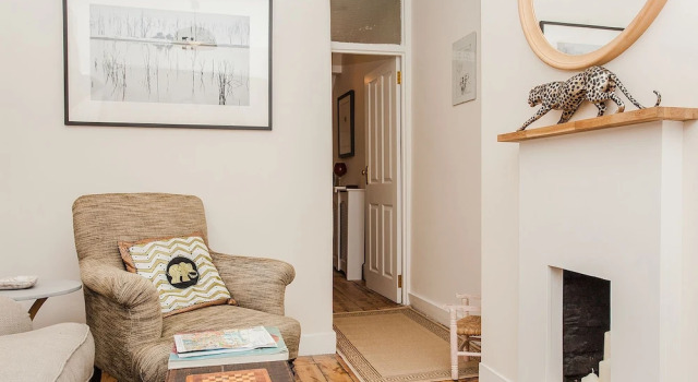 Beautiful 2 Bedroom Garden Apartment