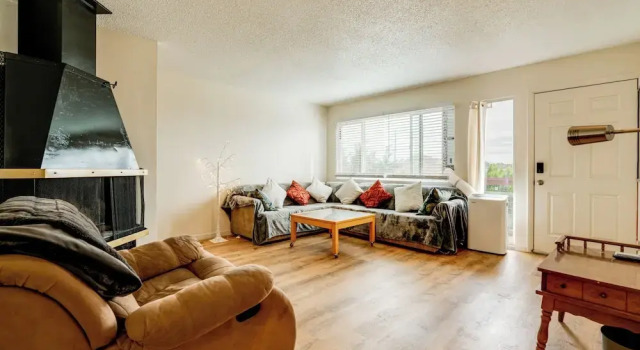 Апартаменты 2 Mi to Dtwn Reno & Unr: City-view Townhome!