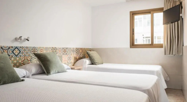 Трёхместный номер Standard Hostal Baler