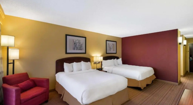 Четырёхместный номер Standard Sonesta Select Dallas Richardson