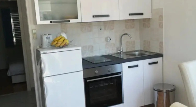 Апартаменты c 1 комнатой с балконом и с видом на море Apartments Lorena Mljet
