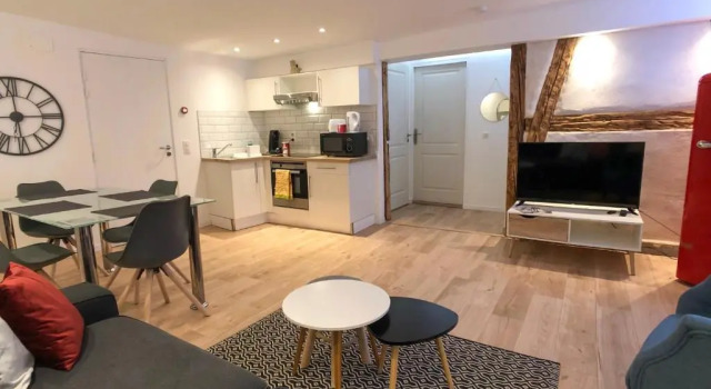 Beauty & The Beast - Old Town Cosy Apartments, Book Apartment Colmar 