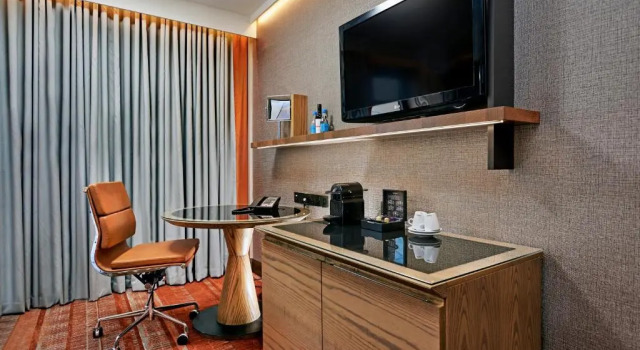 Двухместный номер Deluxe Hilton London Tower Bridge