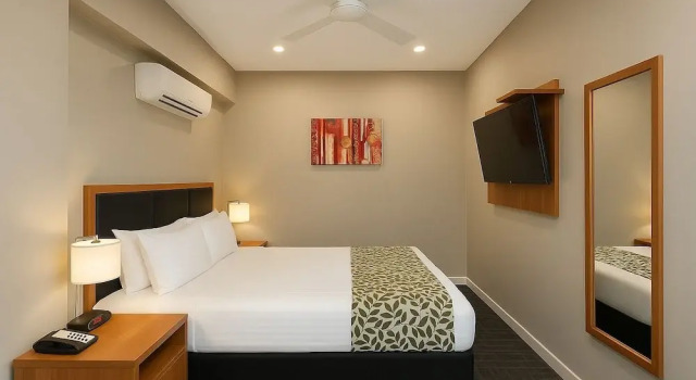 Номер Deluxe Ela Beach Hotel