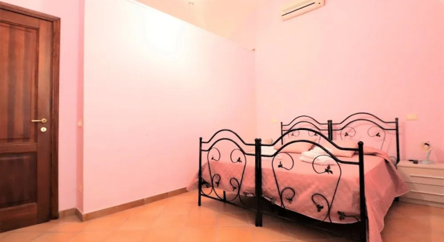 Flowers Apartment