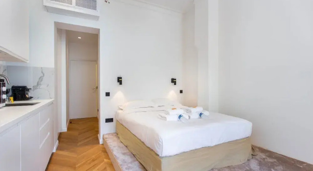 Cozy Studio Retreat in the Heart of Paris - Madeleine Opera, Забронировать Отель Париж Иль-де-Франс, рядом с Вокзал Сен-Лазар