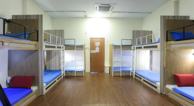 Кровать в общем номере (мужской номер) No Window SPOT ON 90236 Zigzag Travellers Home - Hostel