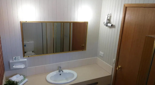 Номер Standard Country Mile Motor Inn
