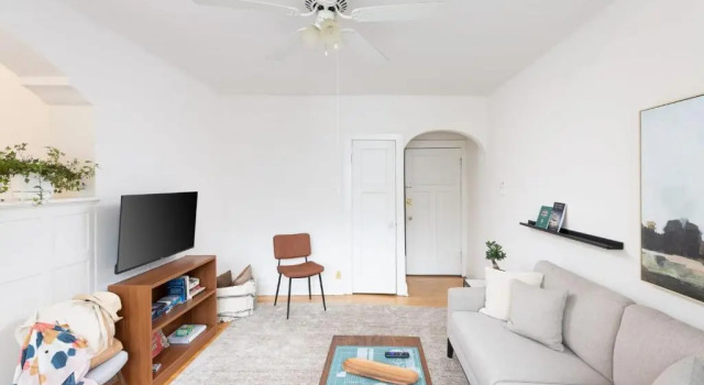 Апартаменты Flexhome East Side Vintage 2BR B2