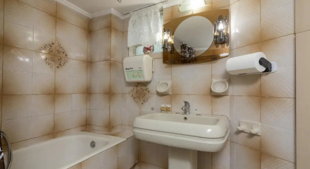 Апартаменты Delightful 2 bedroom flat next to Mikrolimano