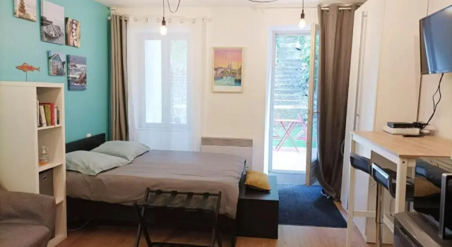oo Le jardin oo paisible studio équipé et bien placé, Rezerwuj Hotel Quimper 