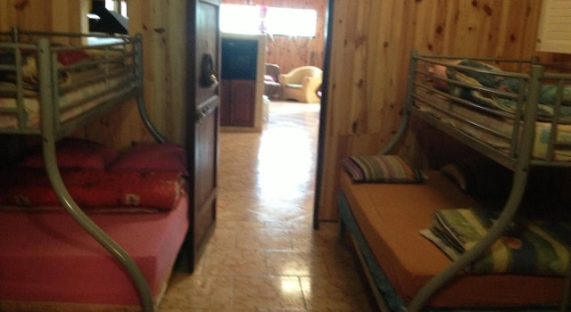 House with 5 Bedrooms in Saint-Benoît, with Enclosed Garden, Prenota Casa vacanze Ville a Saint-Benoît, Villa