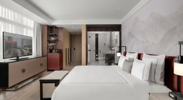 Номер Standard Swissôtel Clark Philippines